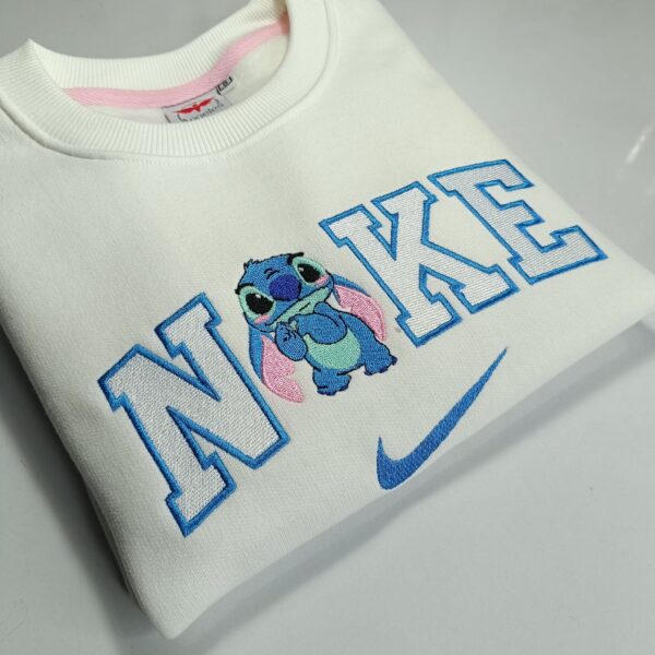 Polera Stitch Bordada