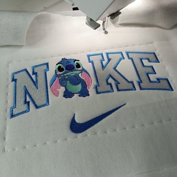 Polera Stitch Bordada